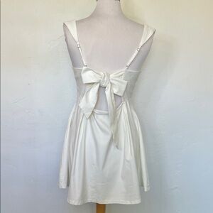 Thats So Fetch White Stretchy Fabric Party Back Bow  Dress Sz 14